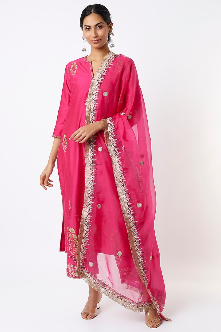 Fuchsia Gota Embroidered Kurta Set by Kora at Pernia's Pop Up Shop
