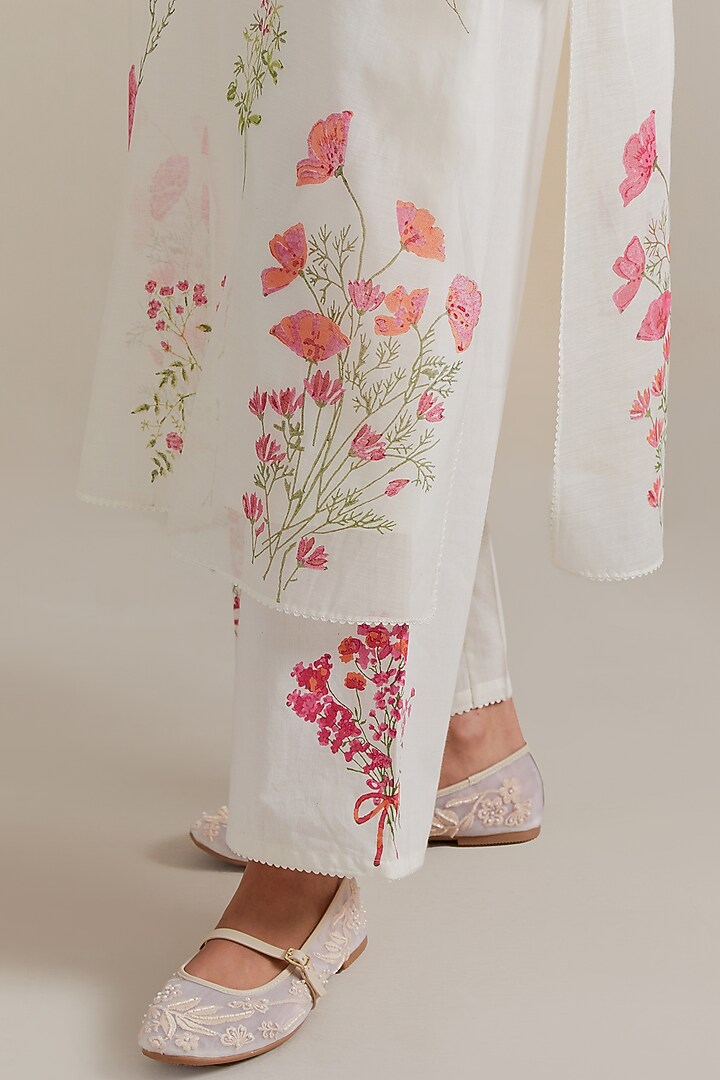 Off-White Cotton Chanderi Hand Block Printed Kurta Set by Kora at Pernia's Pop Up Shop