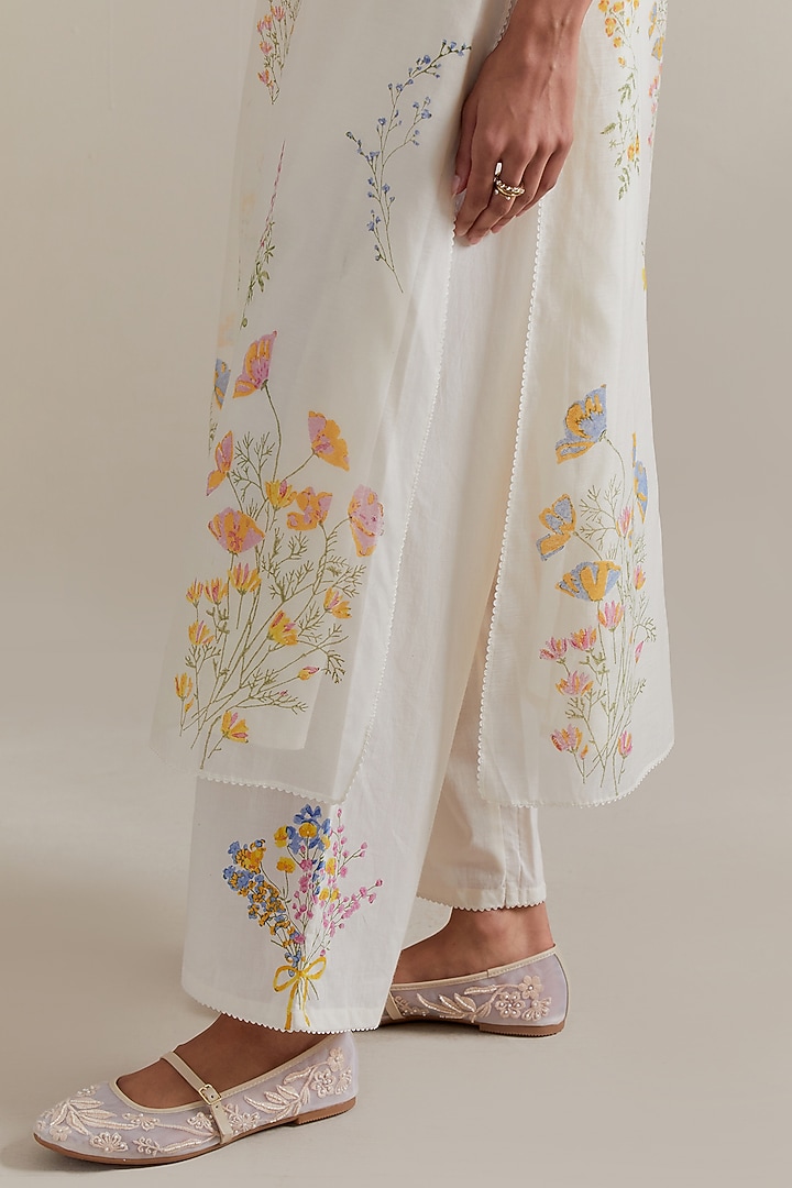 Off-White Cotton Chanderi Hand Block Printed Kurta Set by Kora at Pernia's Pop Up Shop