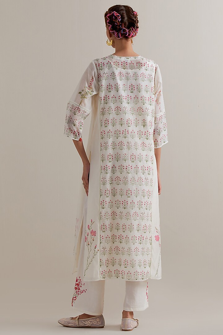 Off-White Cotton Chanderi Hand Block Printed Kurta Set by Kora at Pernia's Pop Up Shop