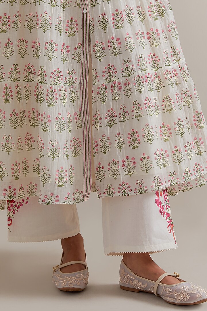 Off-White Silk Chanderi Hand Block Printed Kurta Set by Kora at Pernia's Pop Up Shop