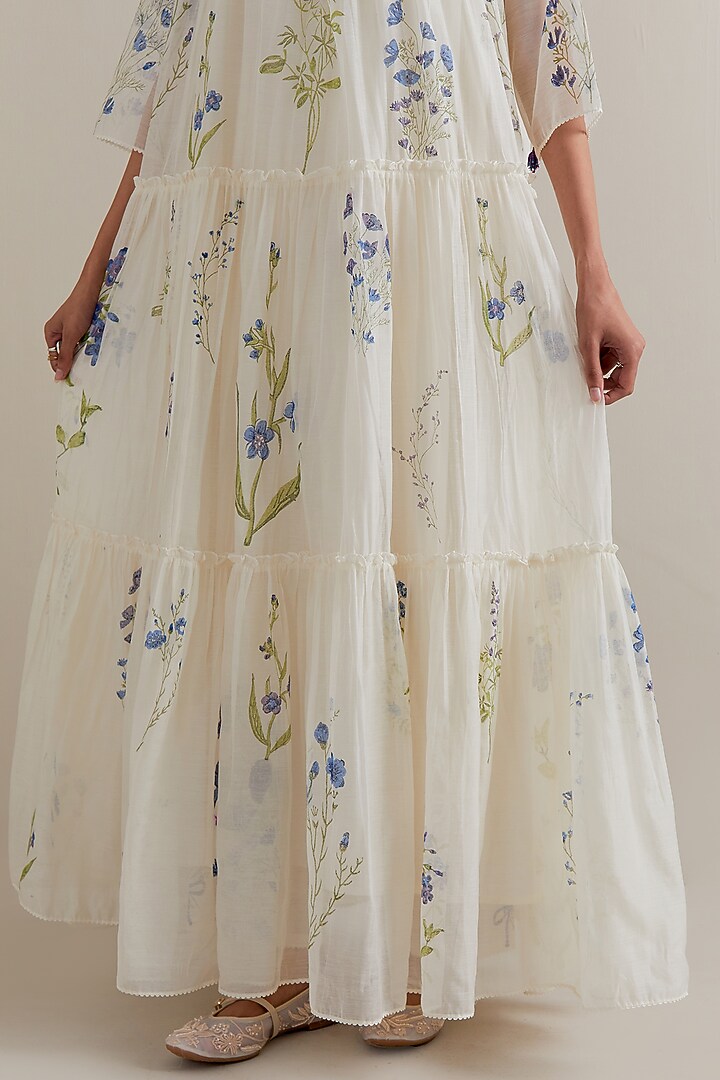 Off-White Silk Chanderi Hand Block Printed Kurta Set by Kora at Pernia's Pop Up Shop