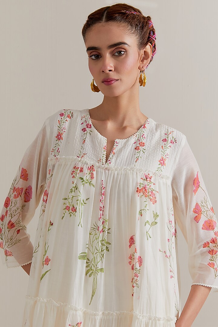 Off-White Silk Chanderi Hand Block Printed Kurta Set by Kora at Pernia's Pop Up Shop
