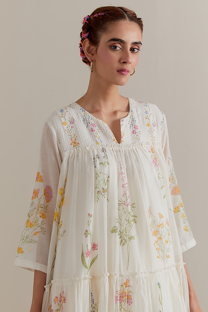 Off-White Silk Chanderi Hand Block Printed Kurta Set by Kora at Pernia's Pop Up Shop