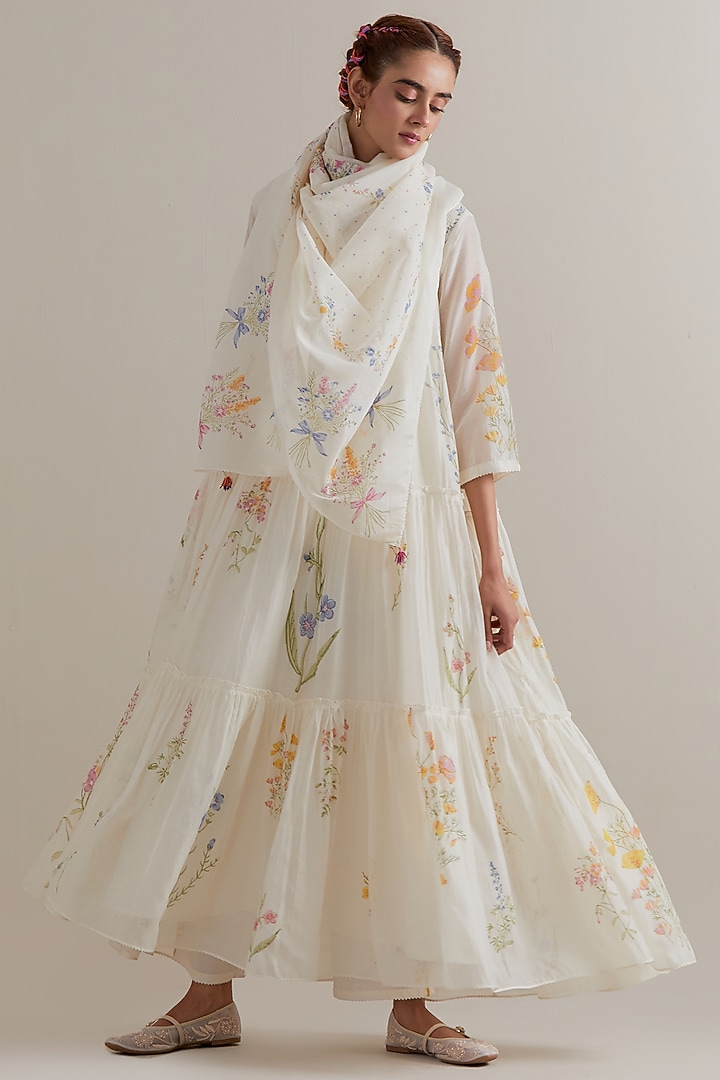 Off-White Silk Chanderi Hand Block Printed Kurta Set by Kora at Pernia's Pop Up Shop