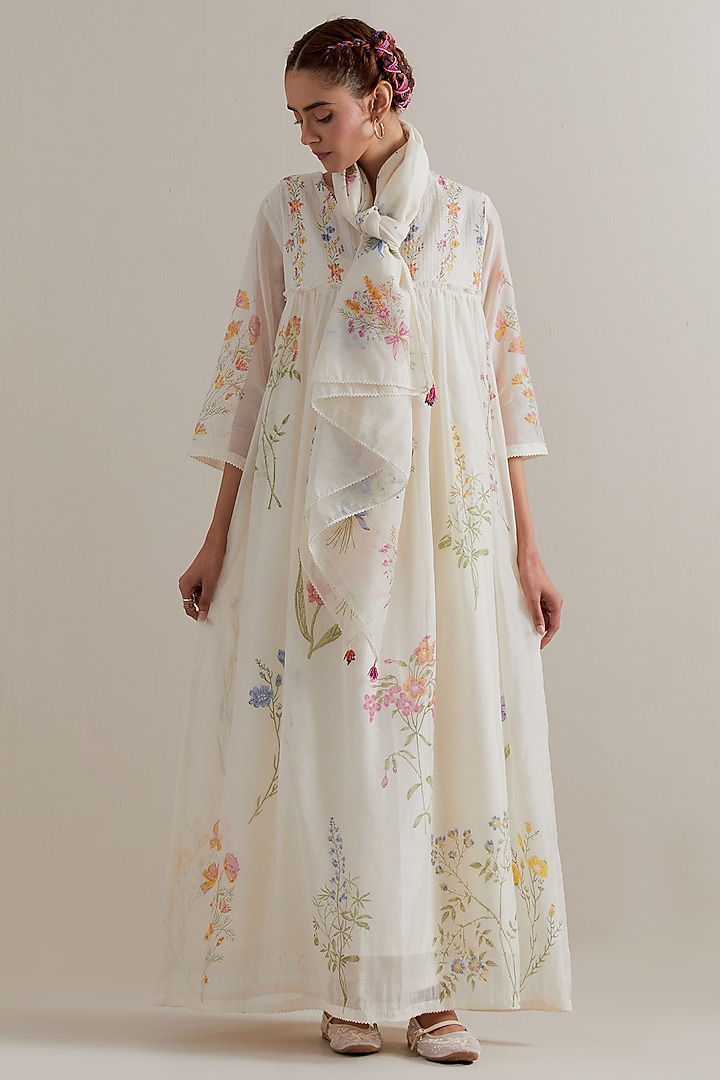 Off-White Cotton Chanderi Floral Hand Block Printed Kurta Set by Kora at Pernia's Pop Up Shop