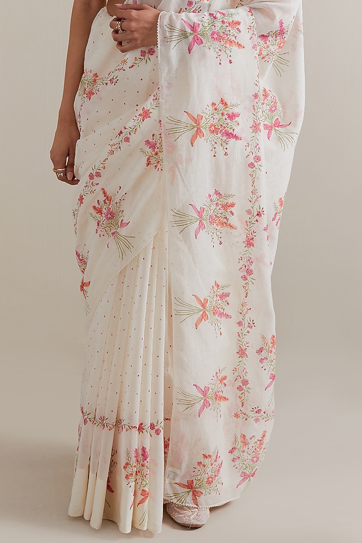 Off-White Cotton Chanderi Floral Hand Block Printed Party Wear Saree Set by Kora at Pernia's Pop Up Shop