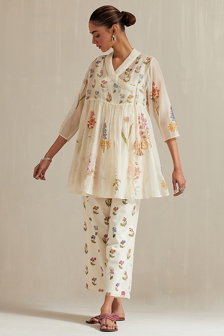 Off-White Cotton Chanderi Floral Hand Block Printed Short Angrakha Kurta Set by Kora at Pernia's Pop Up Shop