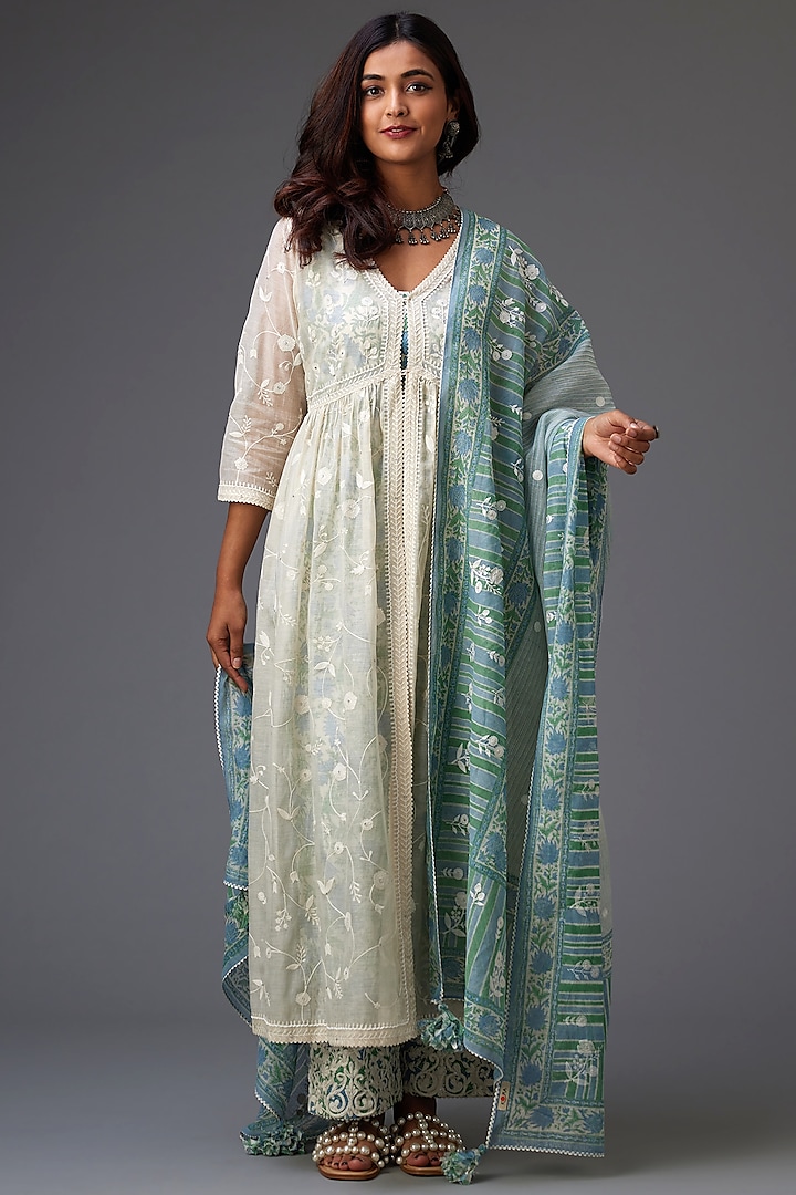 Off-White Cotton Chanderi Embroidered Kurta Set by Kora at Pernia's Pop Up Shop