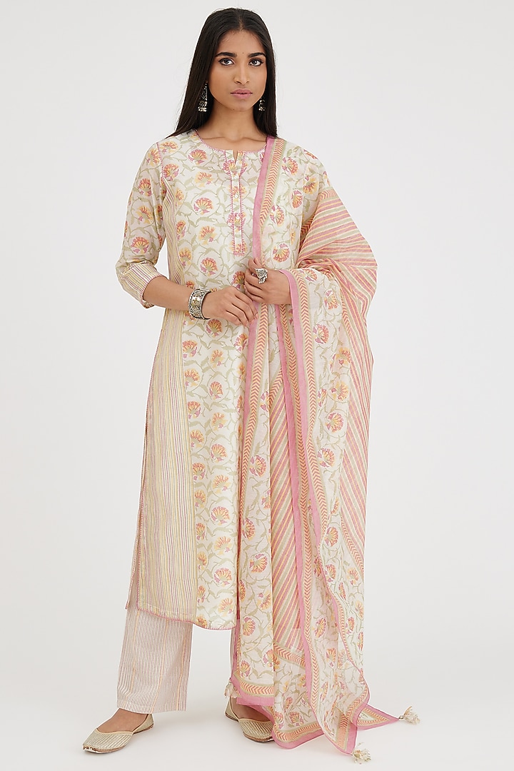Pink & Off-White Silk Chanderi Printed Kurta Set by Kora at Pernia's Pop Up Shop