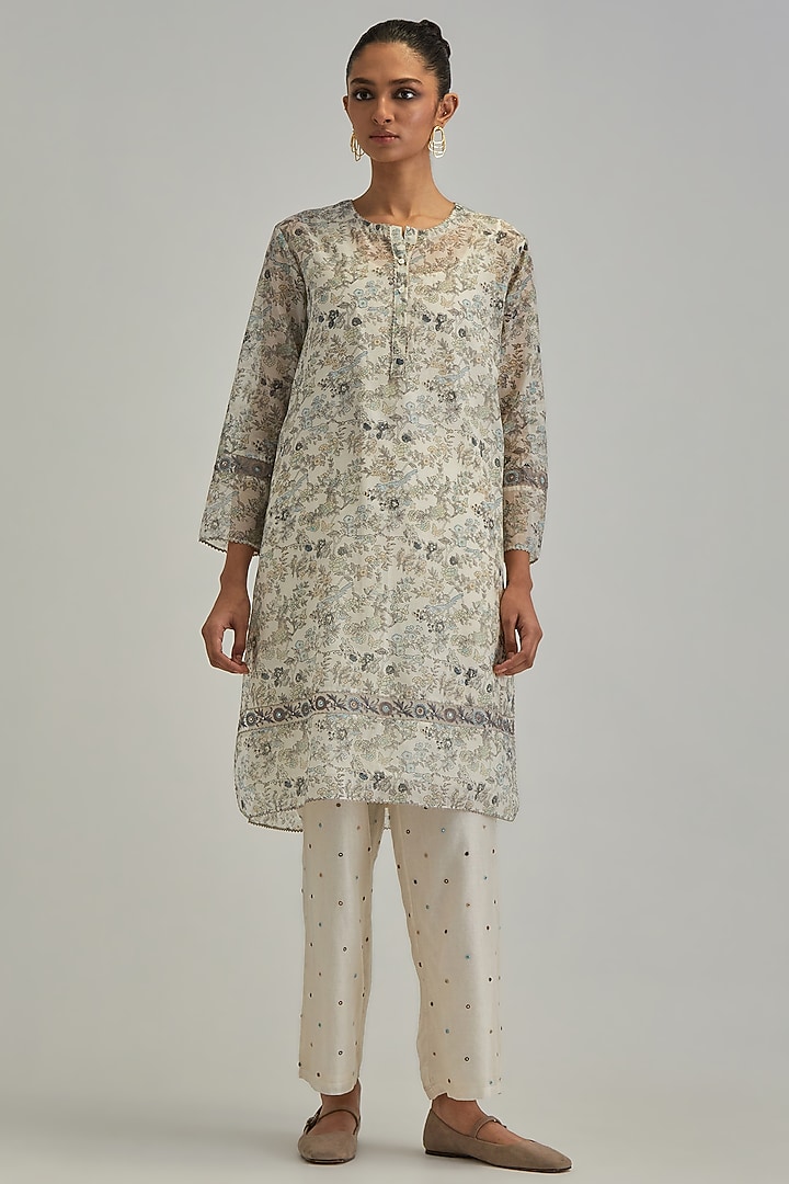 Off-White Silk Chanderi Hand Block Printed Short Kurta Set by Kora at Pernia's Pop Up Shop