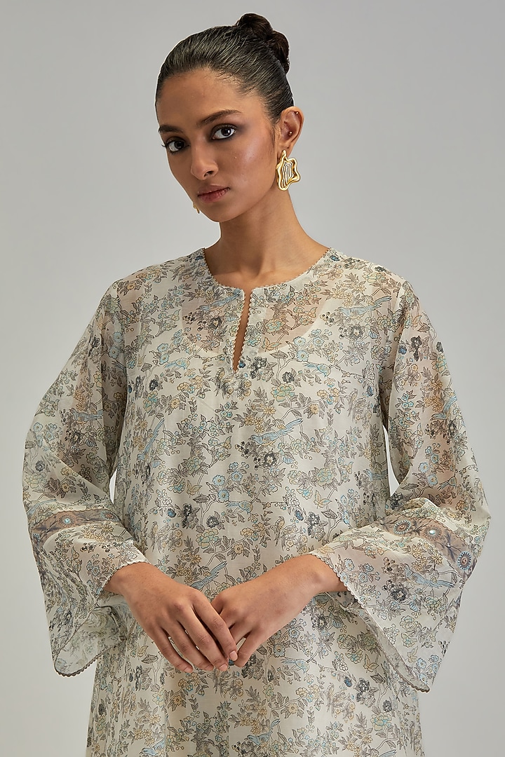 Off-White Silk Chanderi Hand Block Printed A-line Kurta Set by Kora at Pernia's Pop Up Shop
