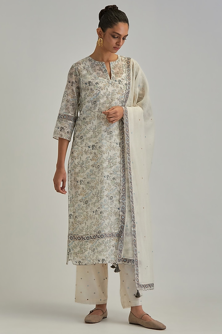 Off-White Silk Chanderi Hand Block Printed Long Kurta Set by Kora at Pernia's Pop Up Shop