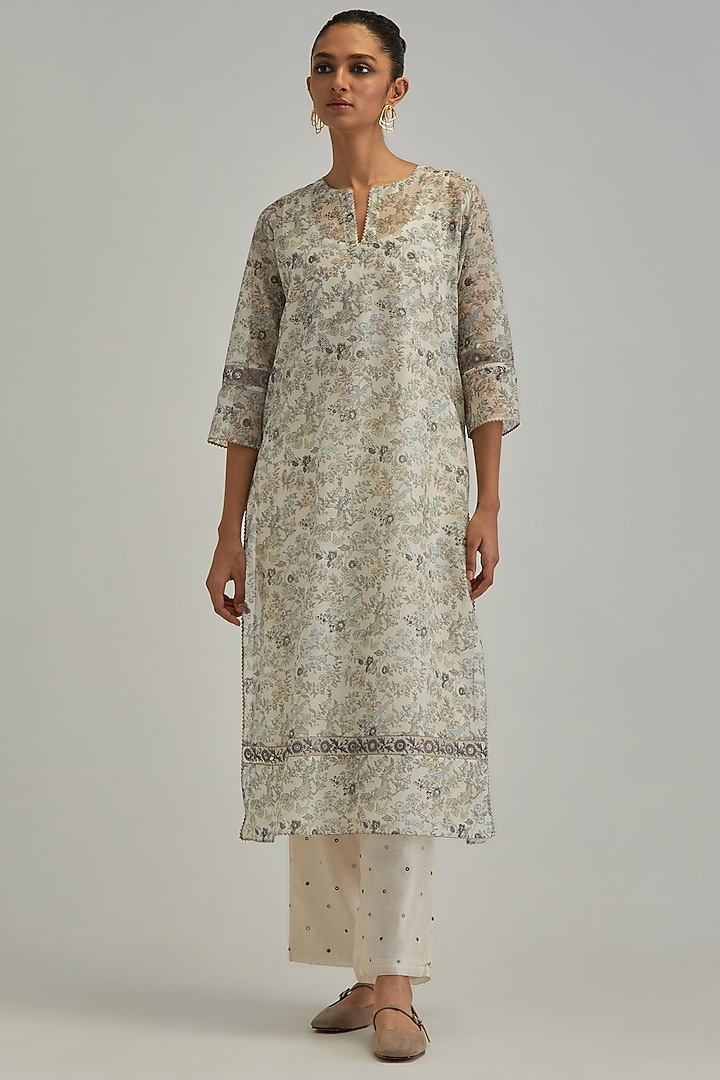 Off-White Silk Chanderi Hand Block Printed Long Kurta Set by Kora at Pernia's Pop Up Shop