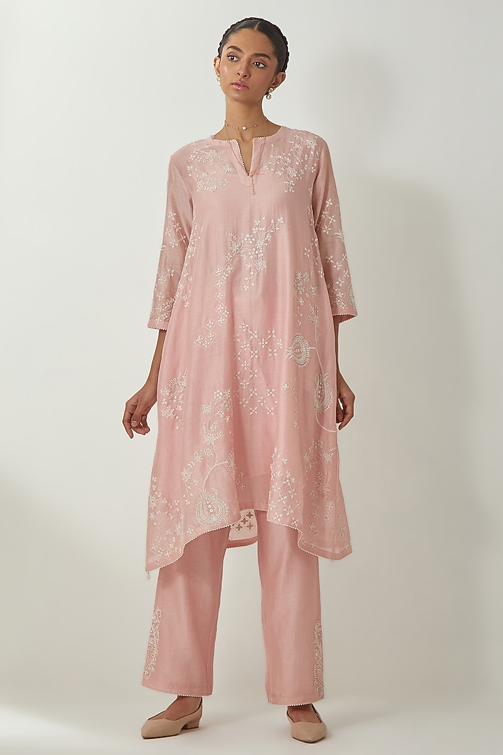 Pink Silk Chanderi Thread Embroidered Kurta Set by Kora at Pernia's Pop Up Shop