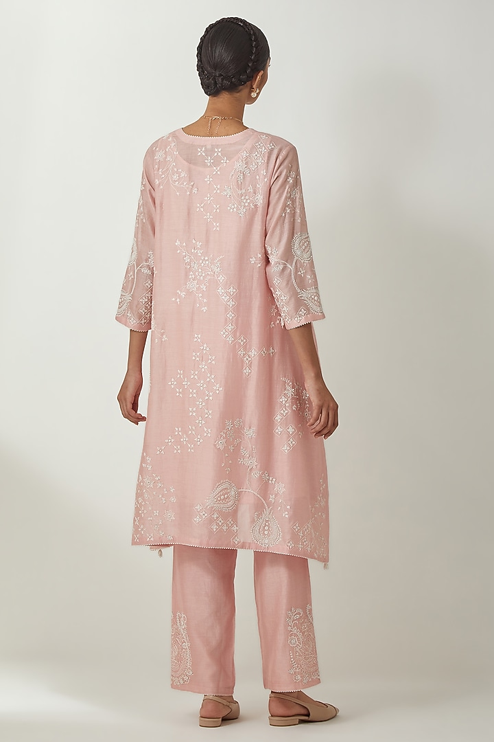 Pink Silk Chanderi Thread Embroidered Kurta Set by Kora at Pernia's Pop Up Shop
