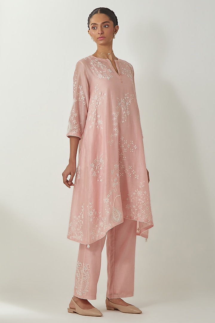 Pink Silk Chanderi Thread Embroidered Kurta Set by Kora at Pernia's Pop Up Shop