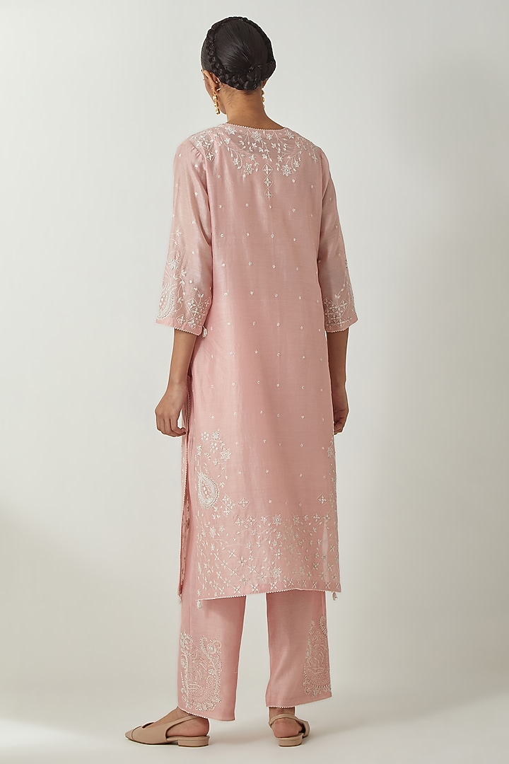 Pink Silk Chanderi Thread Embroidered Kurta Set by Kora at Pernia's Pop Up Shop
