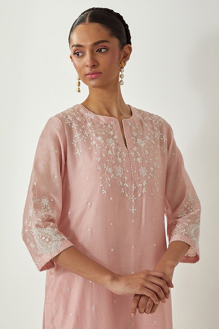 Pink Silk Chanderi Thread Embroidered Kurta Set by Kora at Pernia's Pop Up Shop