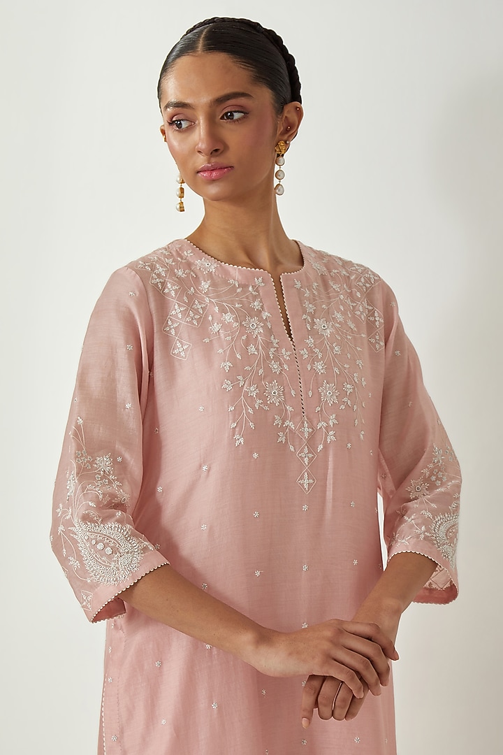 Pink Silk Chanderi Thread Embroidered Kurta Set by Kora at Pernia's Pop Up Shop