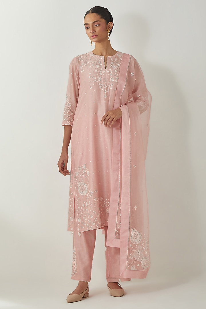 Pink Silk Chanderi Thread Embroidered Kurta Set by Kora at Pernia's Pop Up Shop