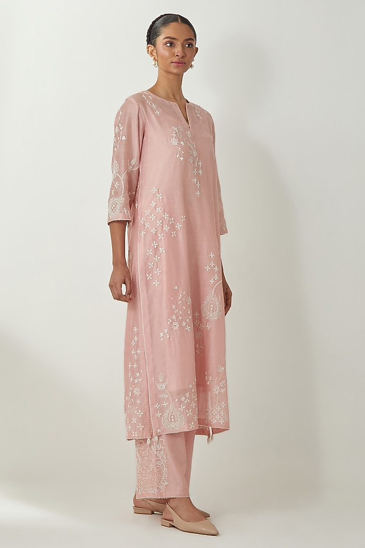 Pink Silk Chanderi Thread Embroidered Kurta Set by Kora at Pernia's Pop Up Shop