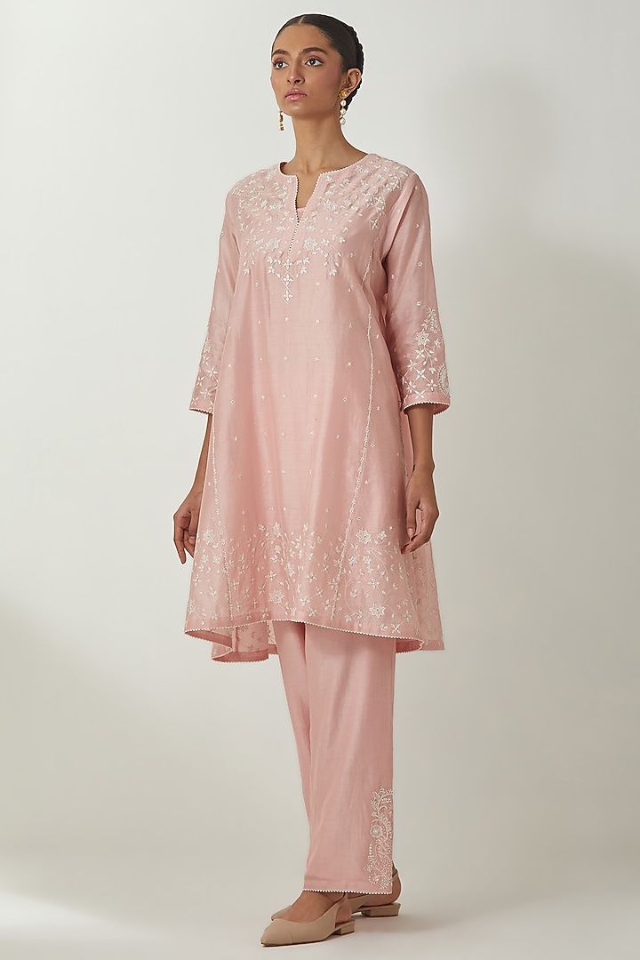 Pink Silk Chanderi Thread Embroidered Kurta Set by Kora at Pernia's Pop Up Shop