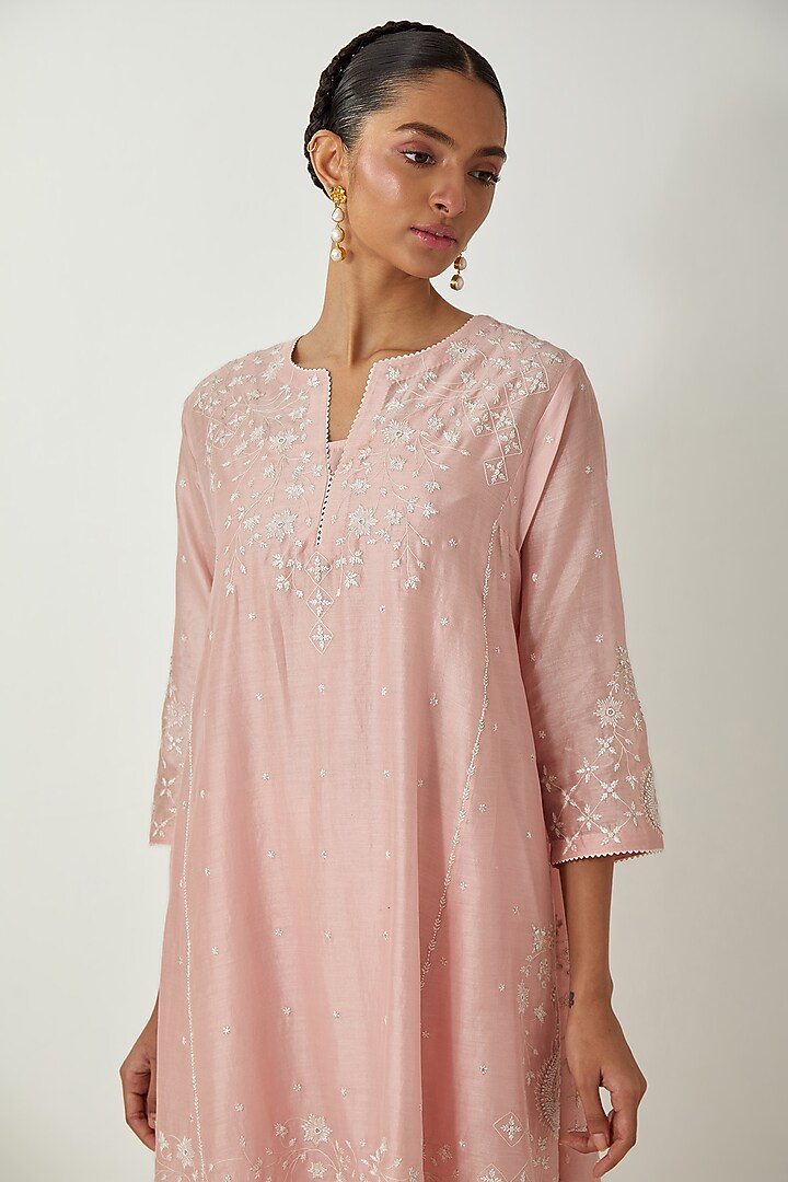 Pink Silk Chanderi Thread Embroidered Kurta Set by Kora at Pernia's Pop Up Shop