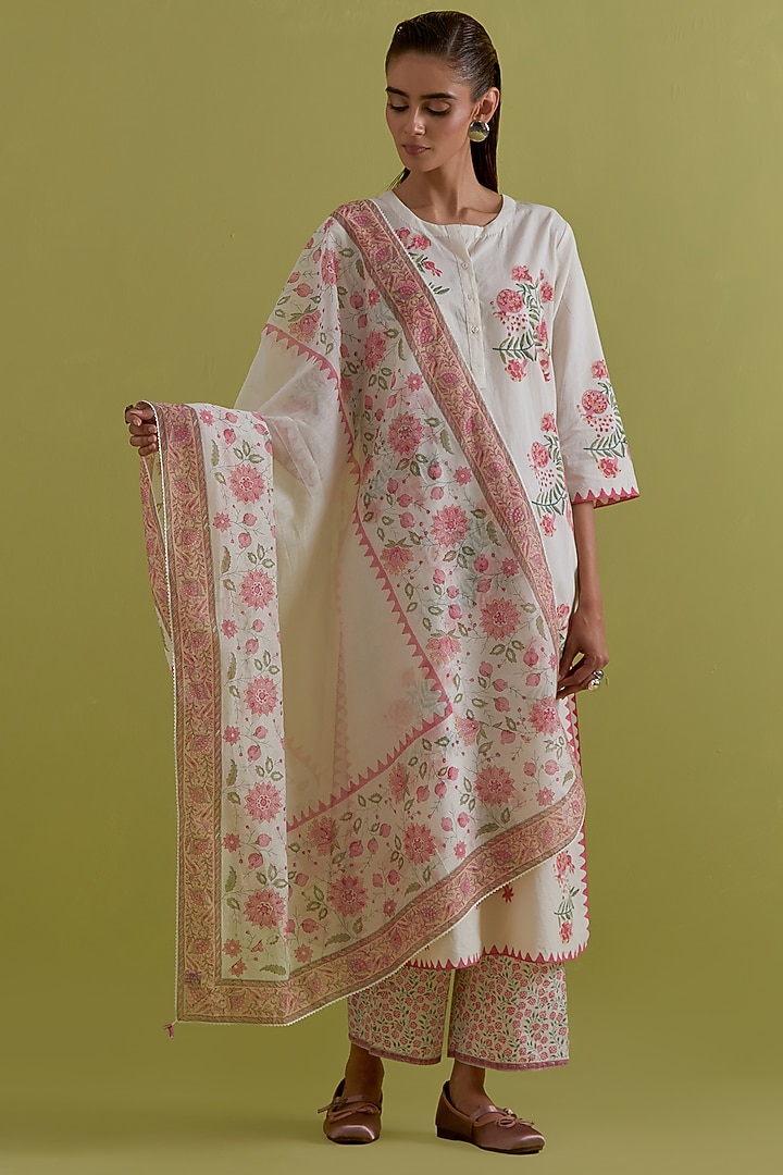 Off-White Cotton Hand-Block Printed Kurta Set by Kora at Pernia's Pop Up Shop