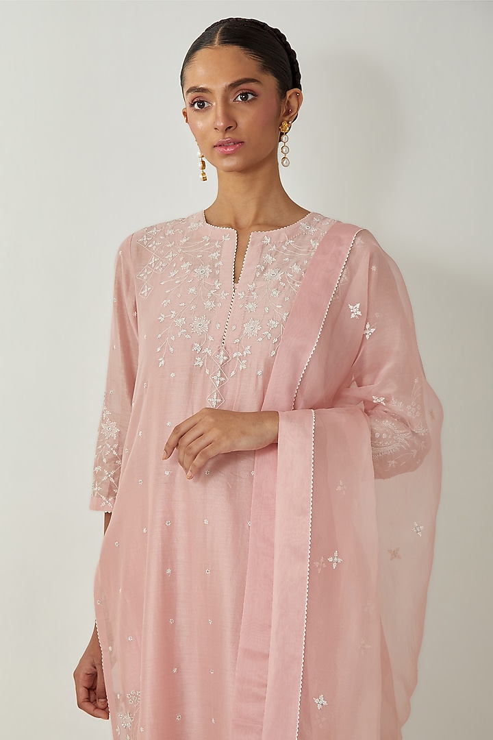 Pink Silk Organza Thread Embroidered Dupatta by Kora at Pernia's Pop Up Shop