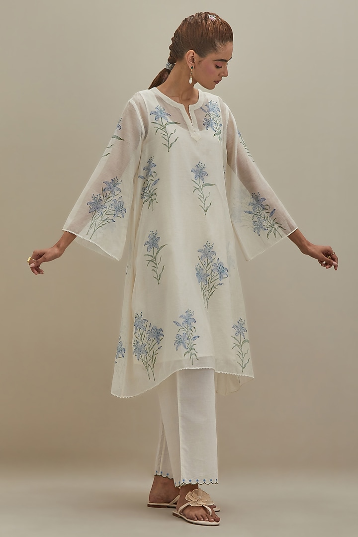 Off-White & Blue Cotton Chanderi Hand Block Printed Kurta Set by Kora at Pernia's Pop Up Shop