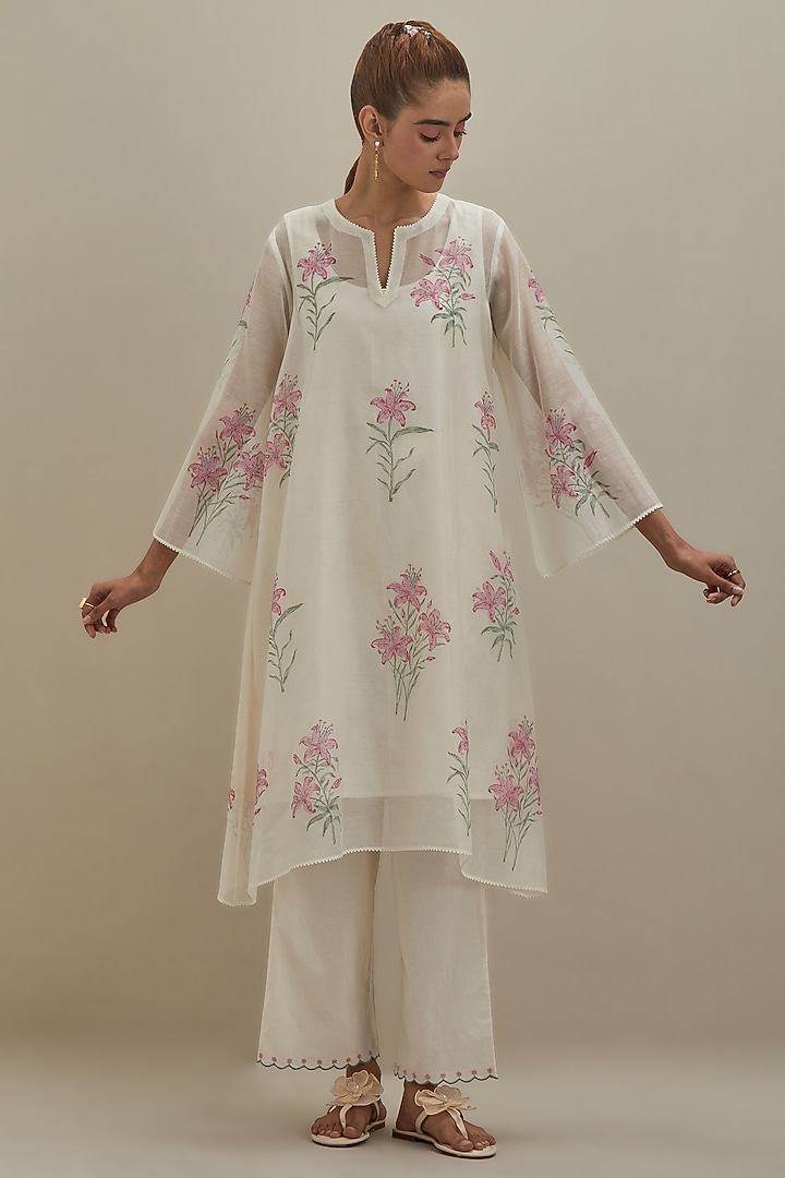 Off-White & Pink Cotton Chanderi Hand Block Printed Kurta by Kora at Pernia's Pop Up Shop
