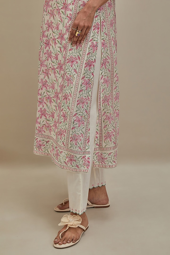 Off-White & Pink Cotton Chanderi Hand Block Printed Kurta Set by Kora at Pernia's Pop Up Shop