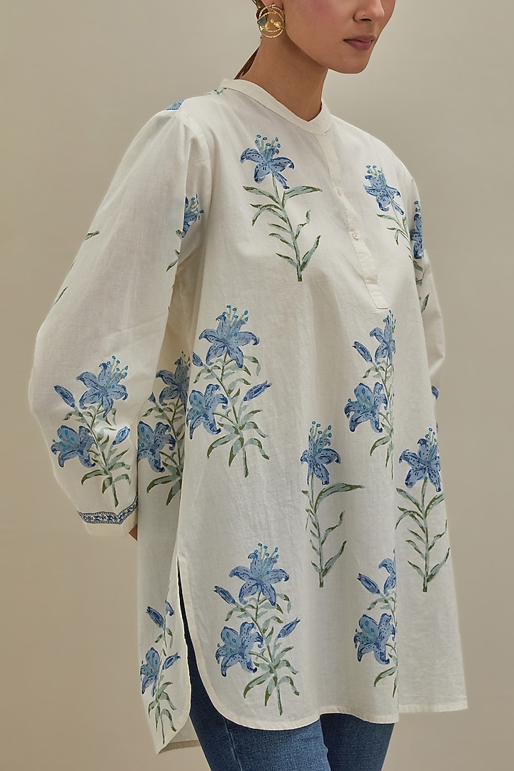 Off-White & Blue Cotton Hand Block Printed Kurta by Kora at Pernia's Pop Up Shop