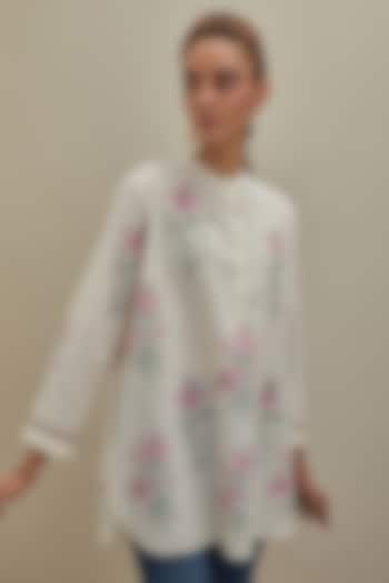 Off-White & Pink Cotton Hand Block Printed Kurta by Kora at Pernia's Pop Up Shop