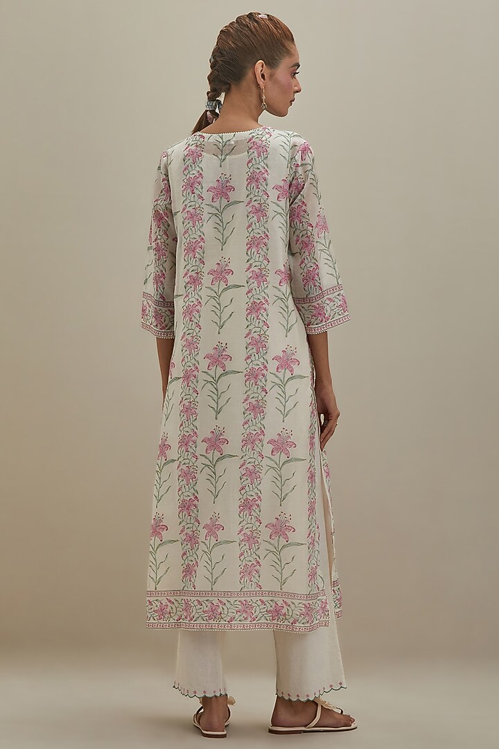 Off-White Cotton Chanderi Floral Hand Block Printed Kurta Set by Kora at Pernia's Pop Up Shop
