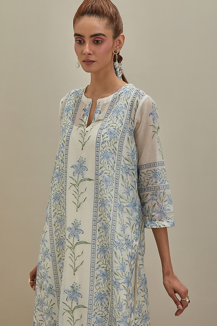Off-White Cotton Chanderi Floral Hand Block Printed Kurta Set by Kora at Pernia's Pop Up Shop