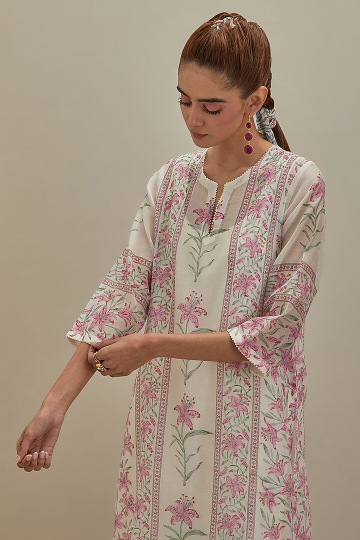 Off-White Cotton Chanderi Floral Hand Block Printed Kurta Set by Kora at Pernia's Pop Up Shop