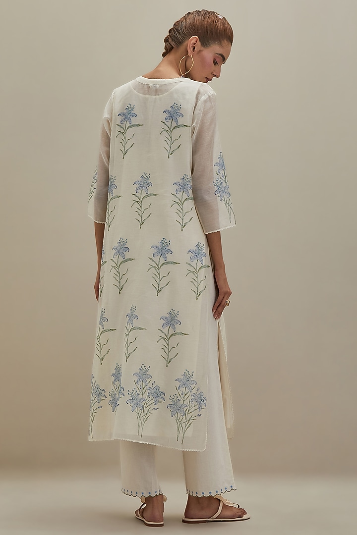 Off-White Cotton Chanderi Floral Hand Block Printed Kurta Set by Kora at Pernia's Pop Up Shop