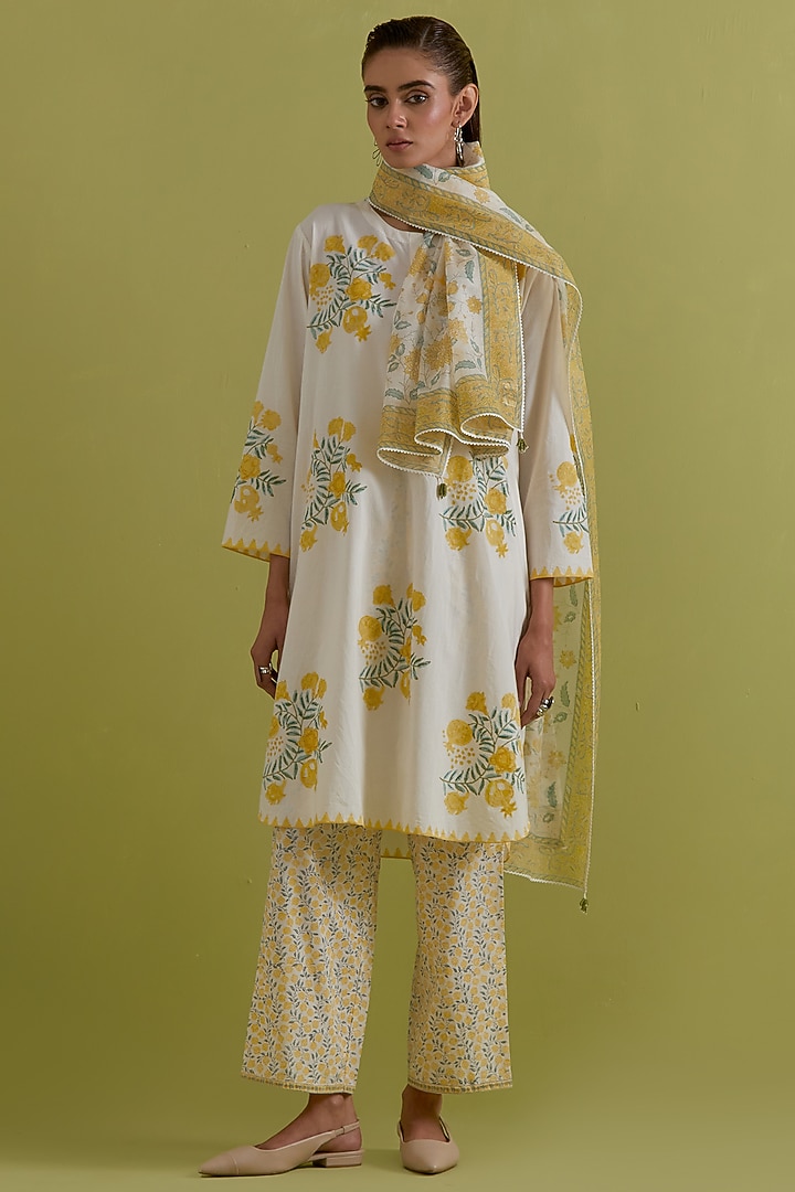 Off-White Cotton Hand-Block Printed Kurta Set by Kora at Pernia's Pop Up Shop