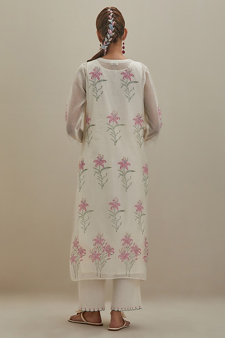 Off-White Cotton Chanderi Floral Hand Block Printed Kurta Set by Kora at Pernia's Pop Up Shop