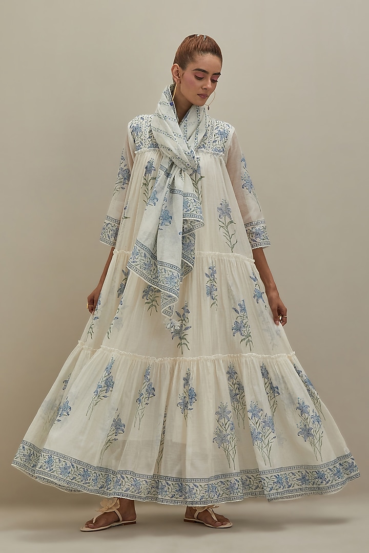 Off-White Cotton Chanderi Floral Hand Block Printed Kurta Set by Kora at Pernia's Pop Up Shop