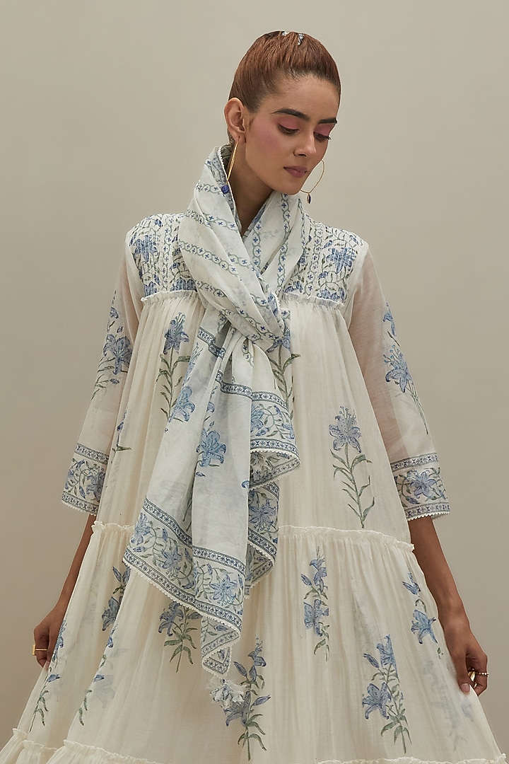 Off-White Cotton Chanderi Floral Hand Block Printed Kurta Set by Kora at Pernia's Pop Up Shop
