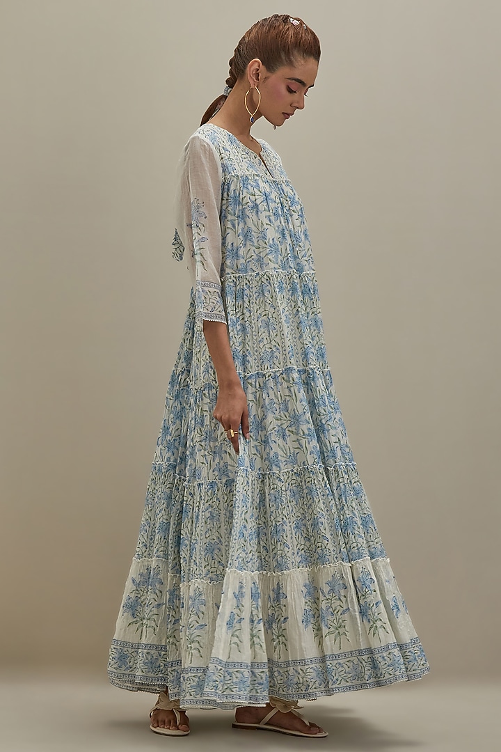 Off-White Cotton Chanderi Floral Hand Block Printed Kurta Set by Kora at Pernia's Pop Up Shop