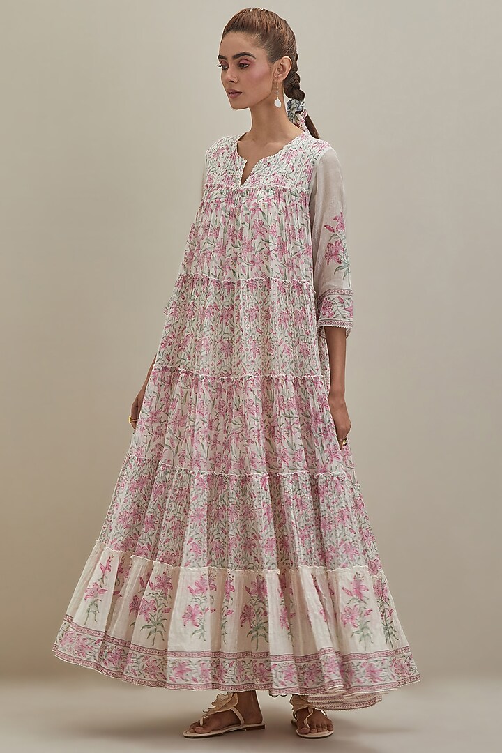 Off-White Cotton Chanderi Hand Block Printed Kurta Set by Kora at Pernia's Pop Up Shop