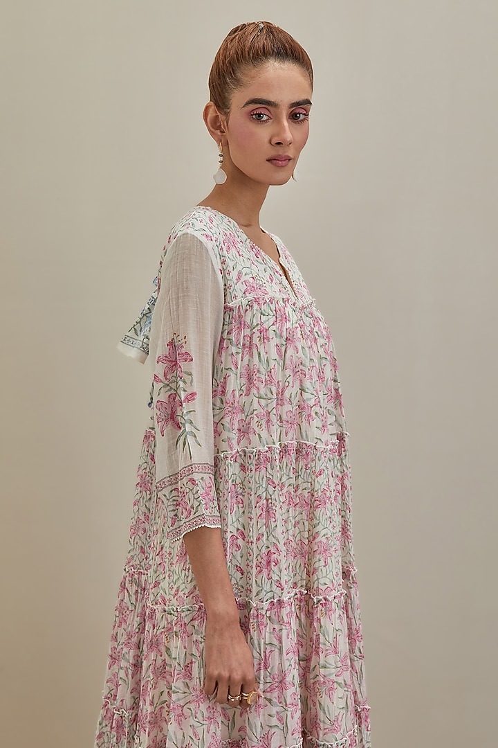 Off-White Cotton Chanderi Hand Block Printed Kurta Set by Kora at Pernia's Pop Up Shop