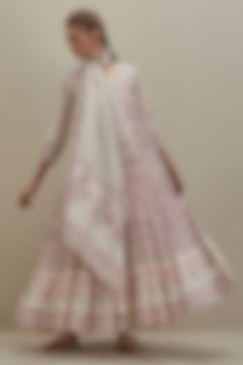 Off-White Cotton Chanderi Hand Block Printed Kurta Set by Kora at Pernia's Pop Up Shop