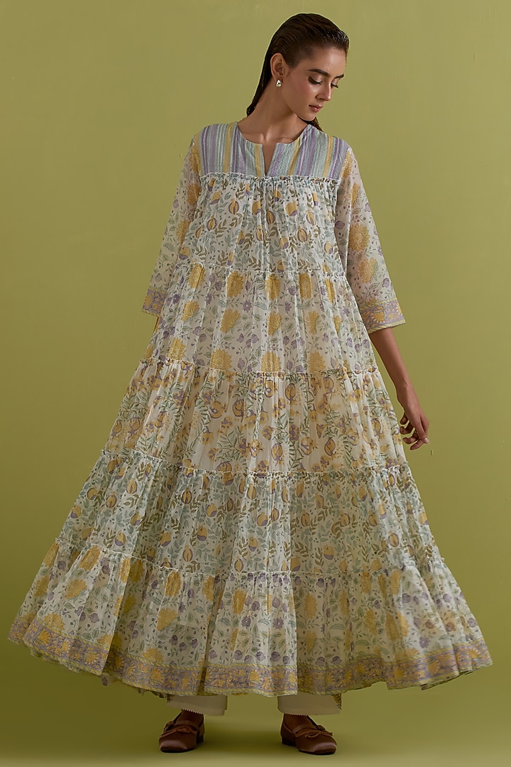 Off-White Cotton Chanderi Hand-Block Printed Kurta Set by Kora at Pernia's Pop Up Shop