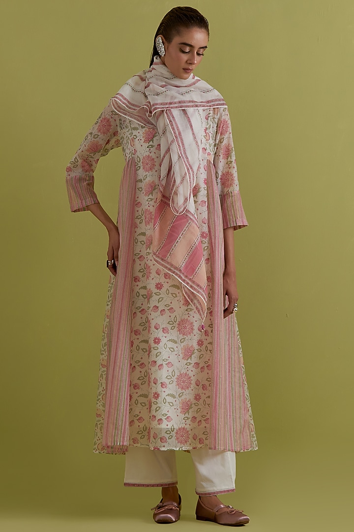 Pink & Green Cotton Chanderi Floral Printed Kurta Set by Kora at Pernia's Pop Up Shop