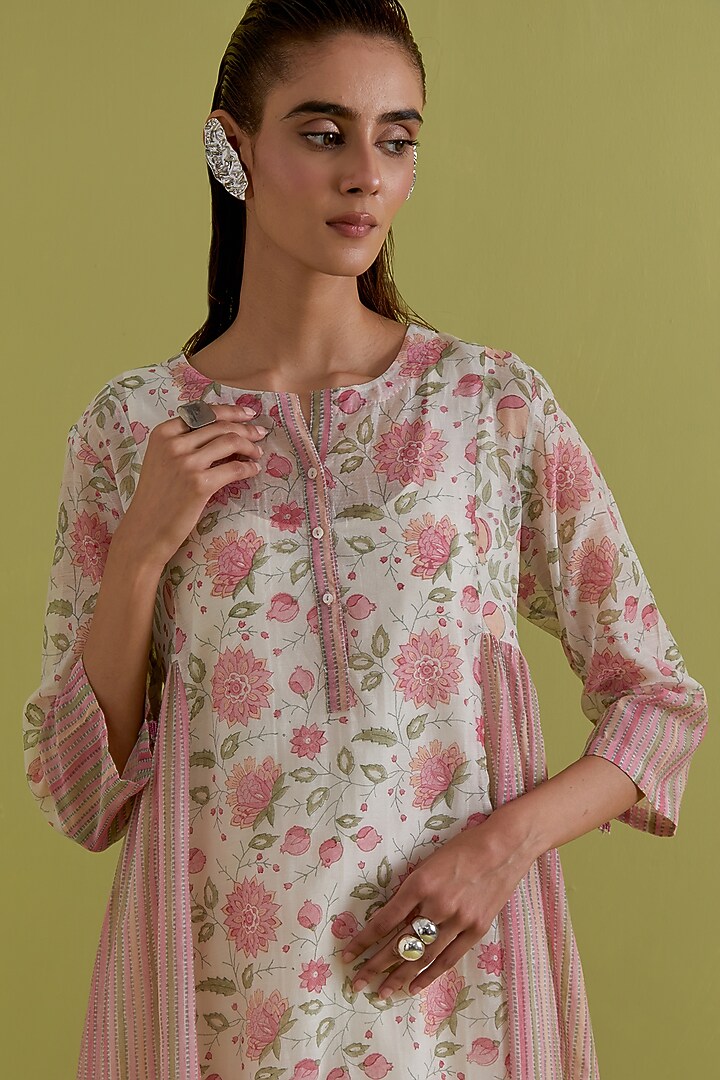 Pink & Green Cotton Chanderi Floral Printed Kurta Set by Kora at Pernia's Pop Up Shop